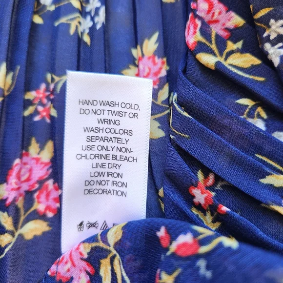 Woman Within Sheer Pleated Blouse Top Floral Print Navy Blue Pink Plus Large 18 - Picture 13 of 16
